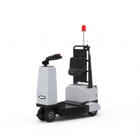 Stand-on Electric Tow Tractor